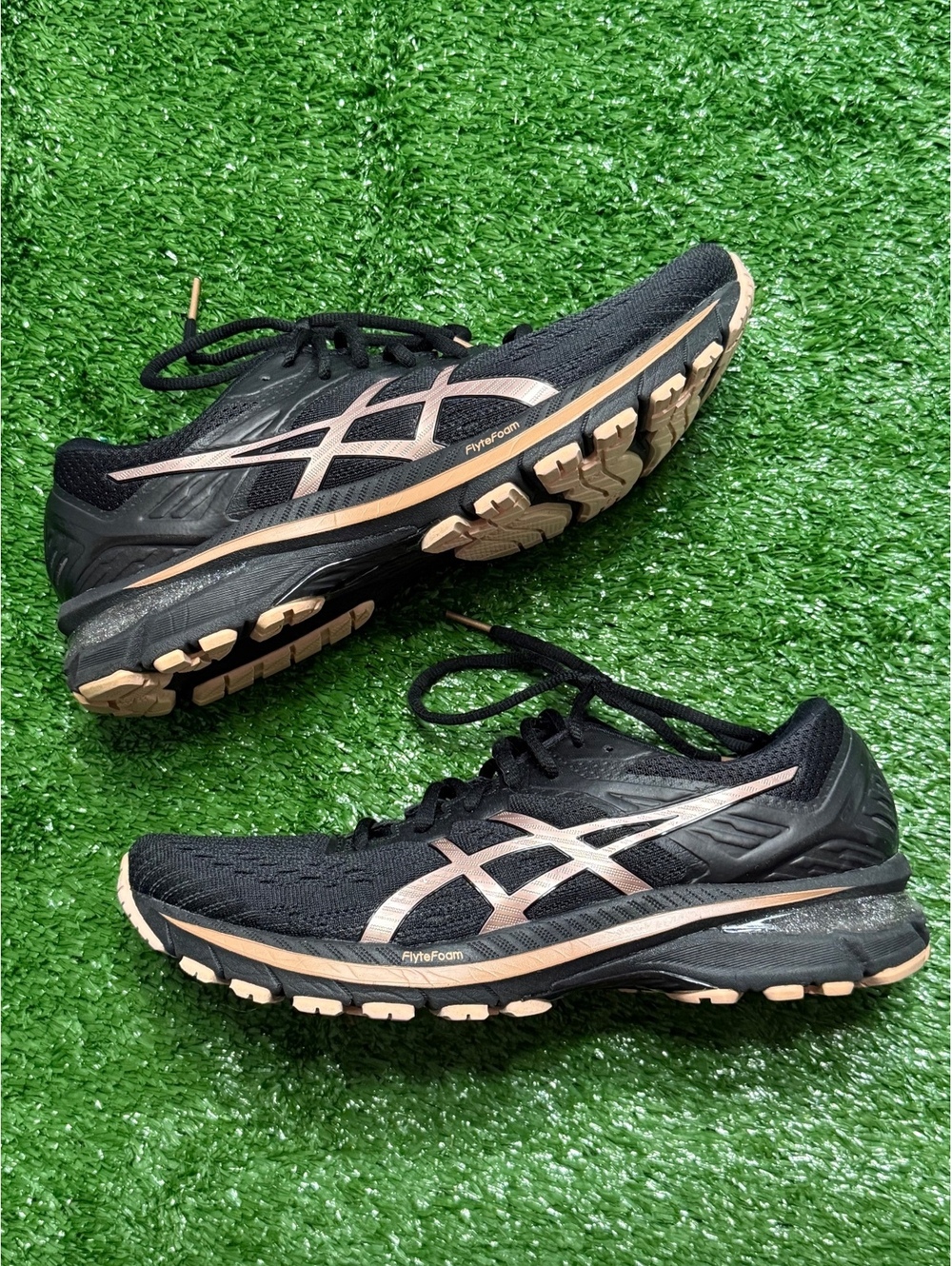 Asics Women's GT 2000 9 'Black Rose Gold' | Size 10